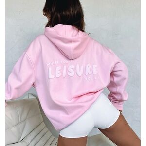 White fox leisure series sweat shirt in posy pink brand new